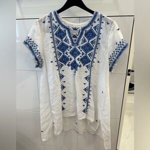 Johnny Was White Top with Blue Embroidery